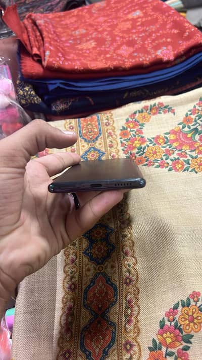 Tecno Spark 20 por +  16 256