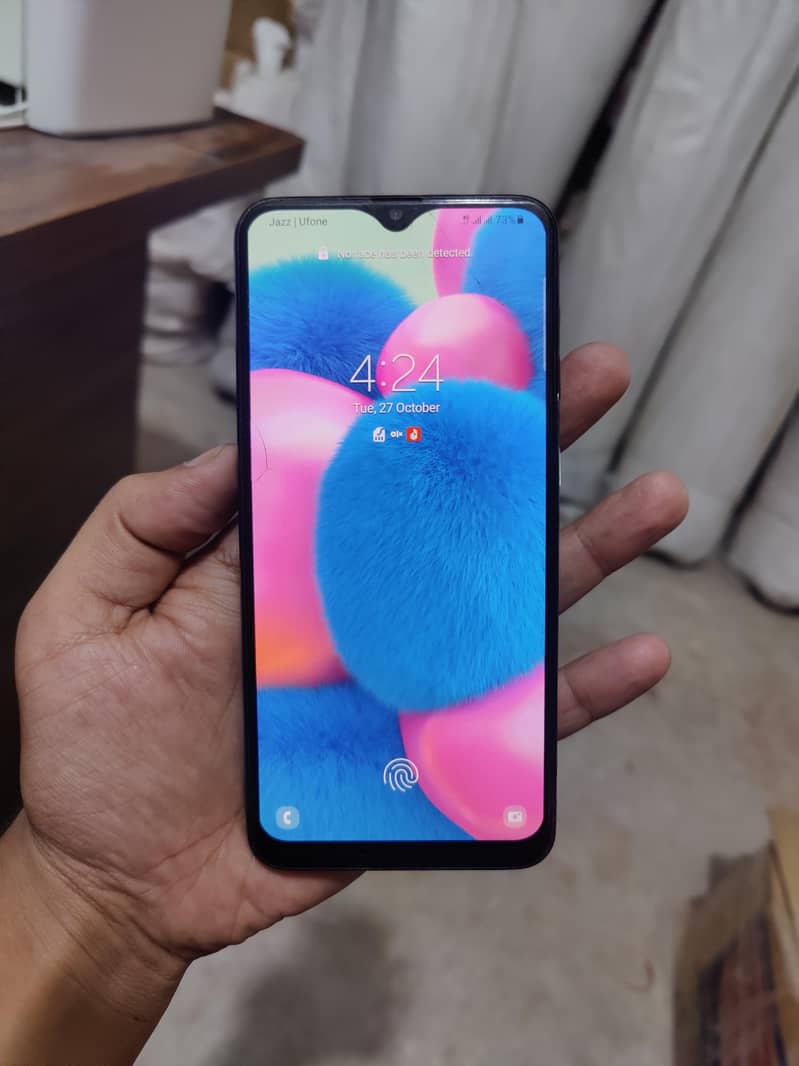 Samsung Mobile A30s 1