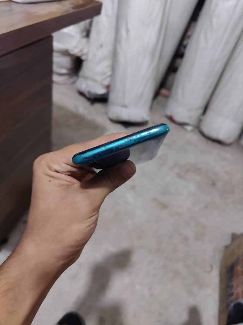 Samsung Mobile A30s 4