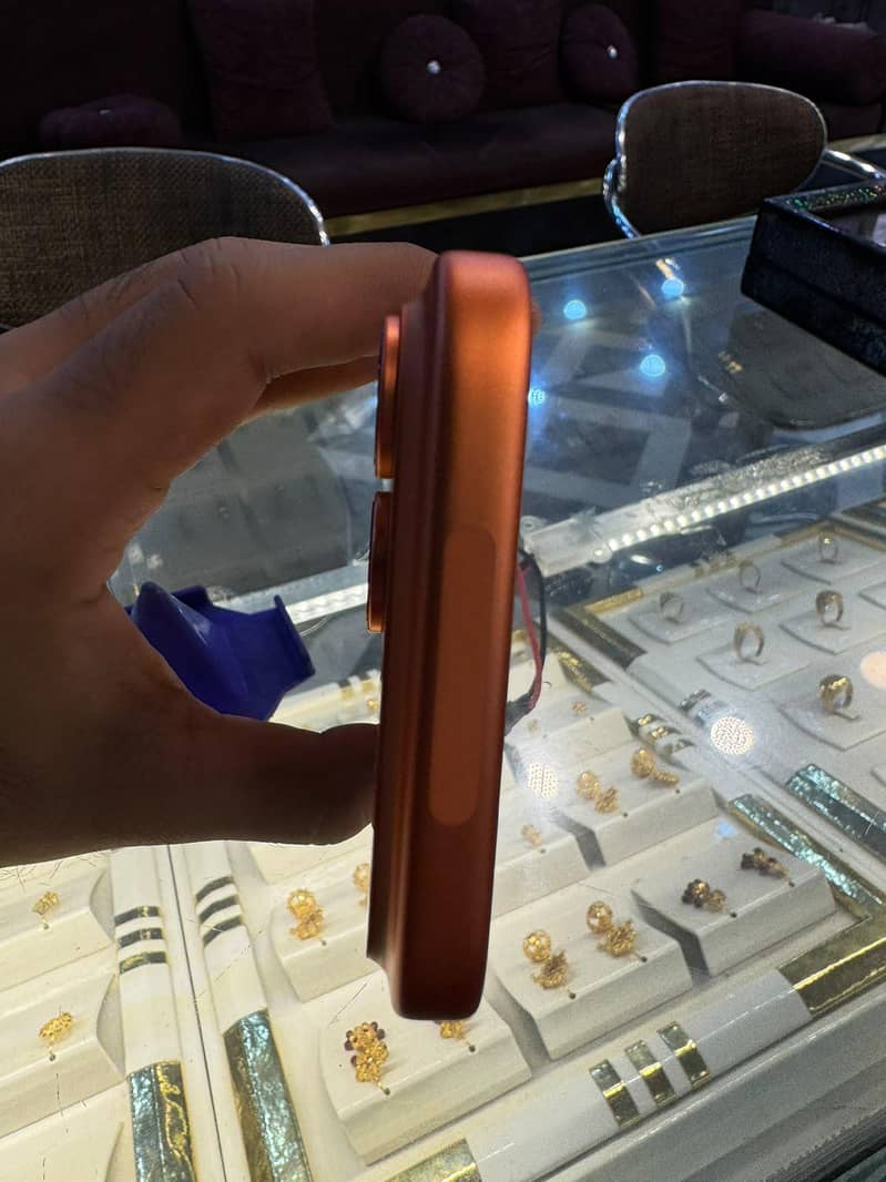 iphone 17 pro max 3