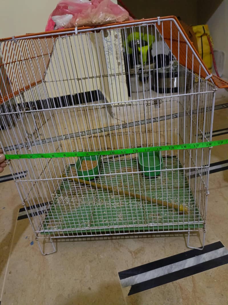2 folding cage available 0