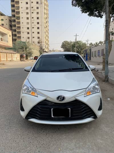Toyota Vitz 2018/22 Pearl white for sell