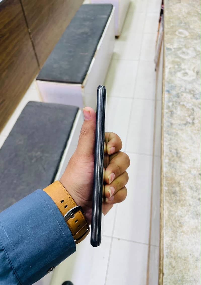 Samsung Mobile A72 4