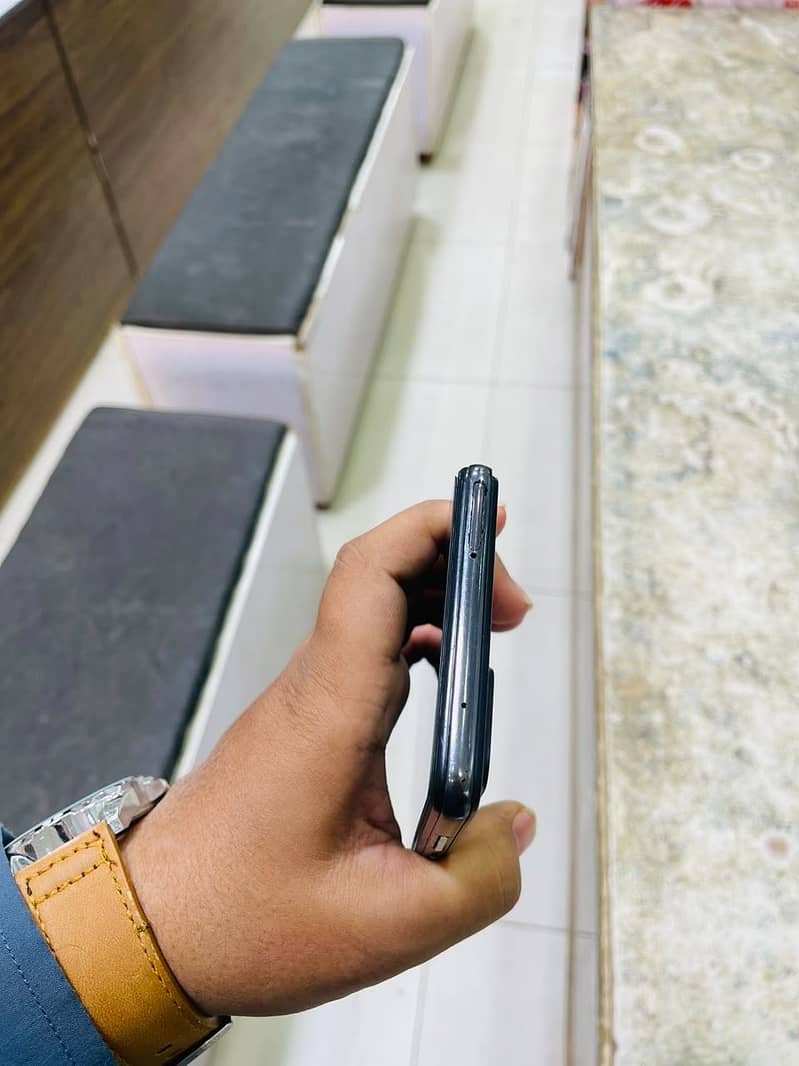 Samsung Mobile A72 5