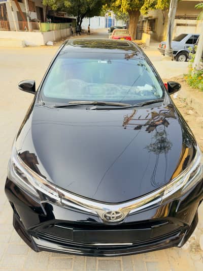 Toyota Corolla Altis X Grande 1.8 Black interior