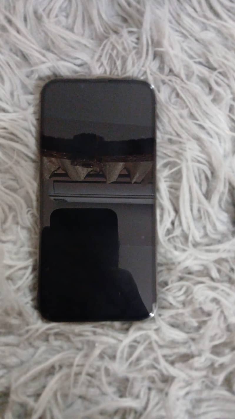 Apple iPhone 13 Pro 1