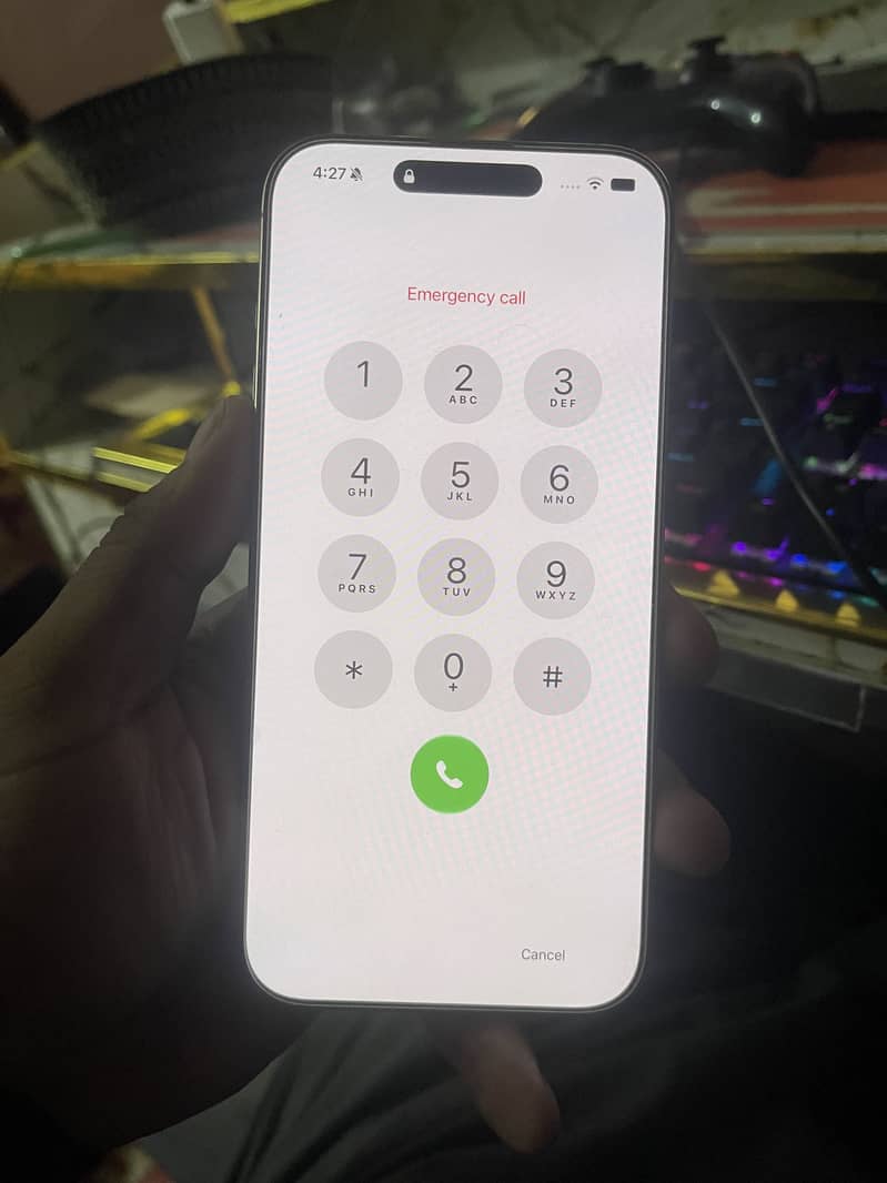 Apple iPhone 16 Pro Max 1