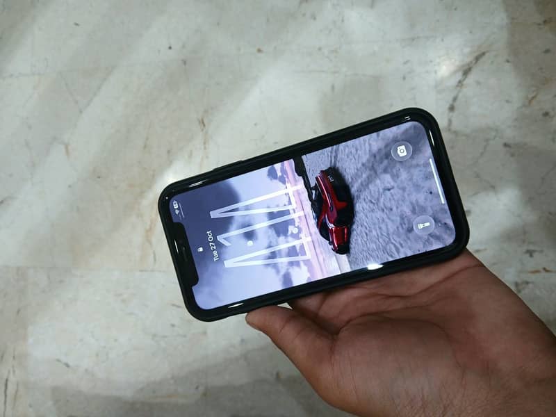Apple iPhone 11 5