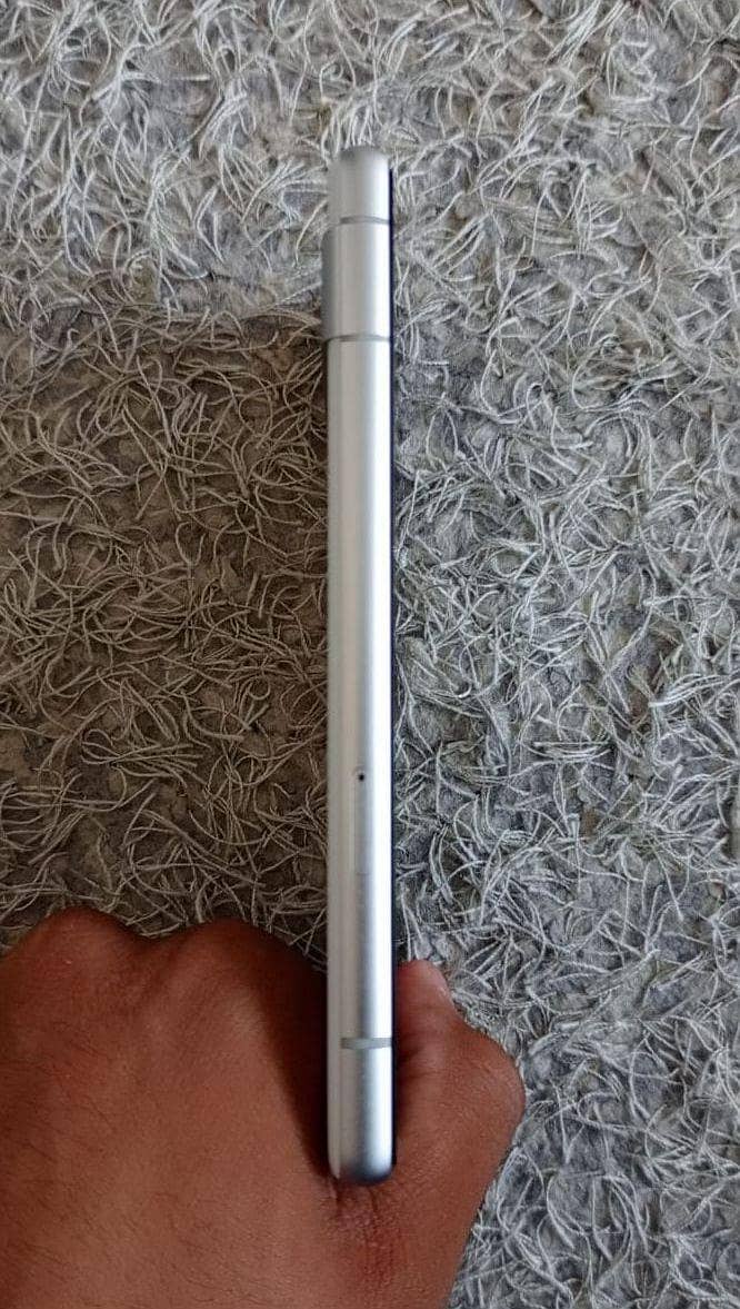 Google Pixel 7a 3