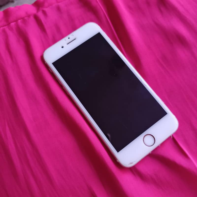 Apple iPhone 6S 0