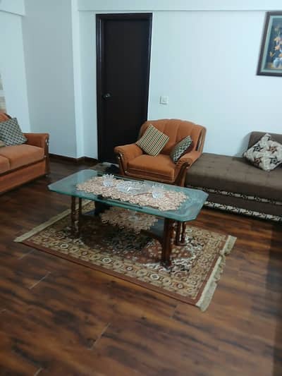 Harman blk 1.4 bed d d Lyari facing Lease west 290.13th Floor A blk *Code(16966)*