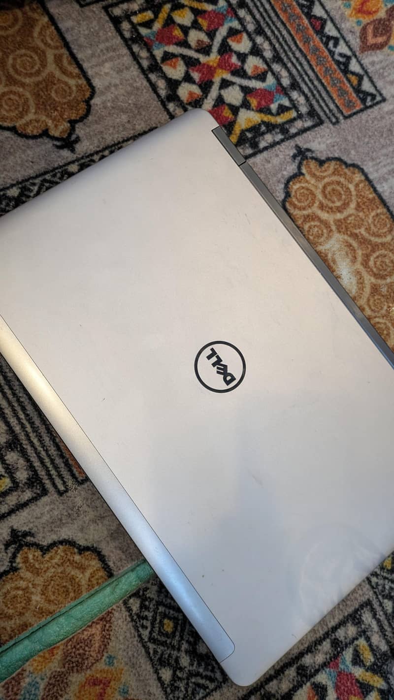 Dell precision M2800 8