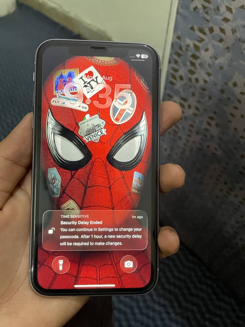 Apple iPhone 11 1