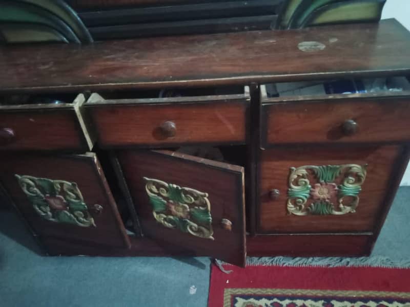 Dressing table with big mirror 2