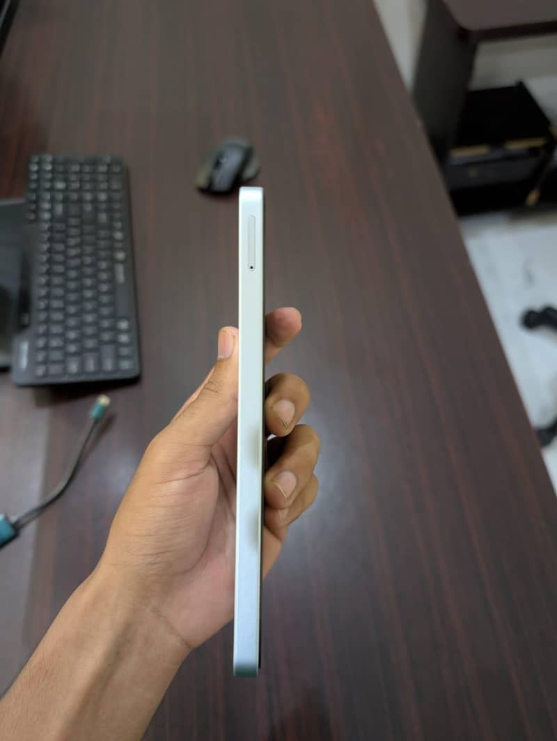 Samsung A06 4