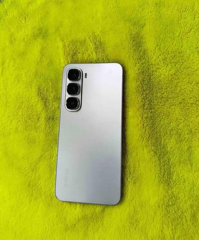 Infinix Hot 60i