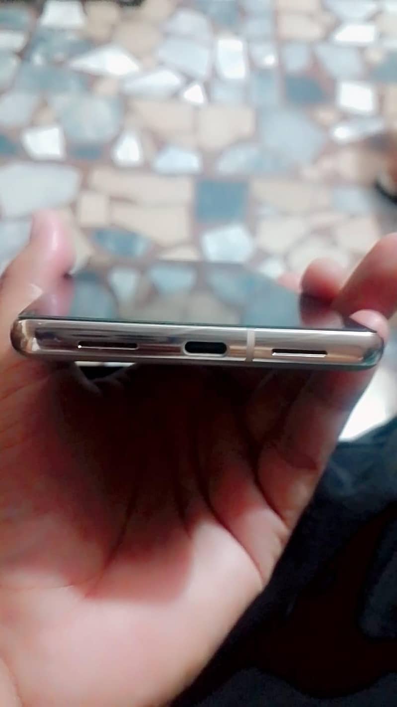 Google Pixel 7 Pro 2