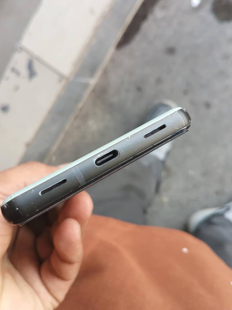 Google Pixel 6a 1