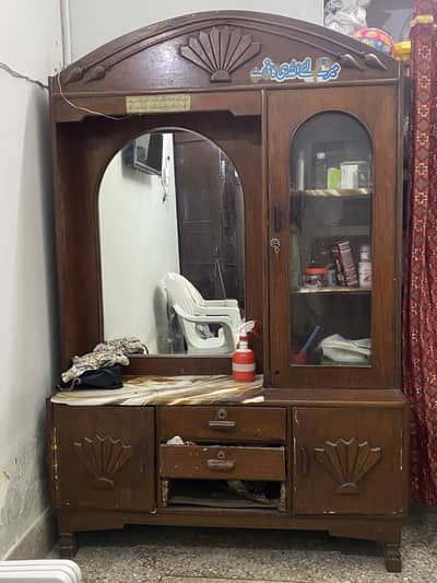 Dressing table