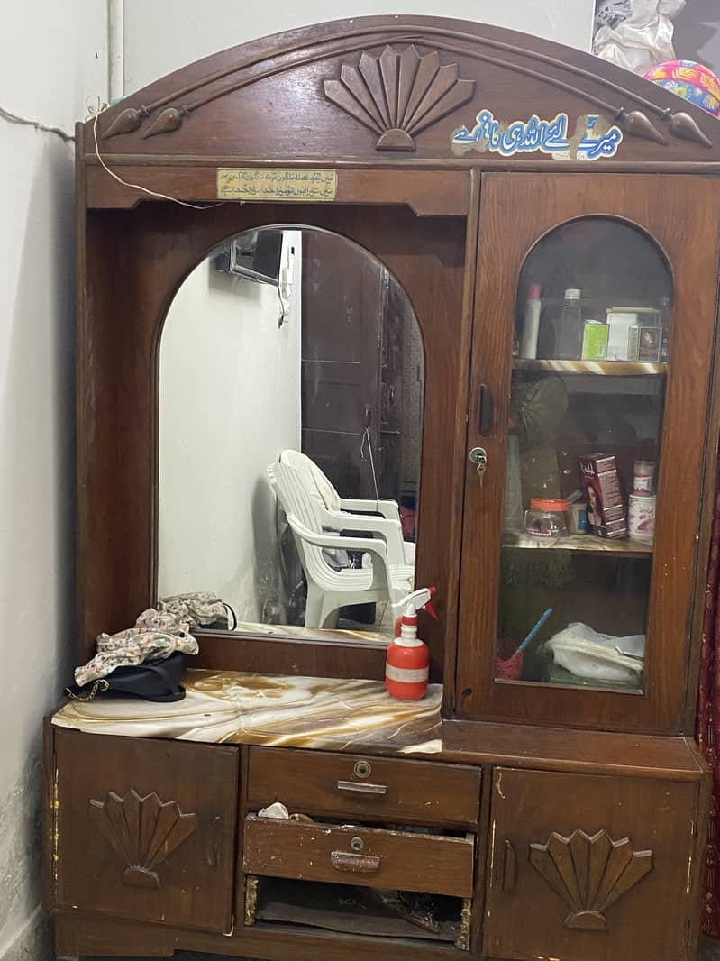 Dressing table 1