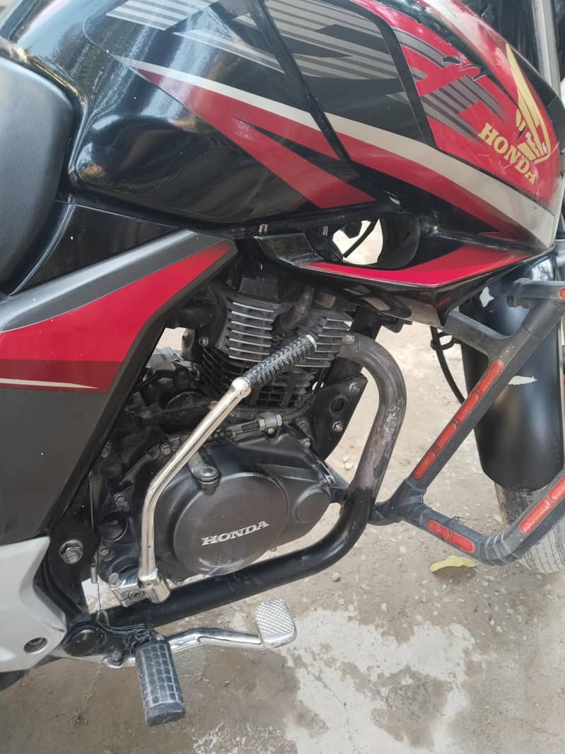 Honda cd150 3