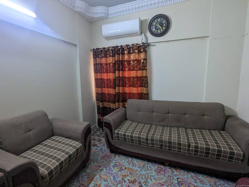 5 seater Sofa set 0