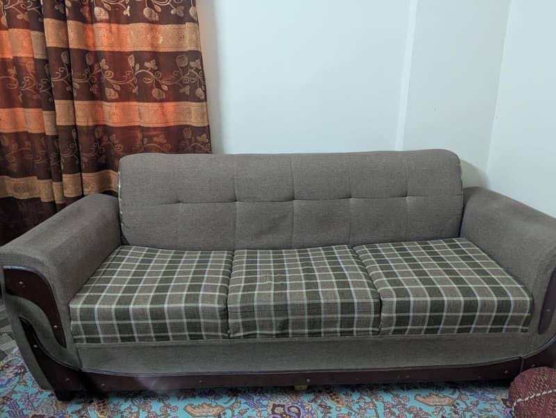 5 seater Sofa set 1