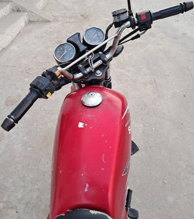 Suzuki GS 150SE