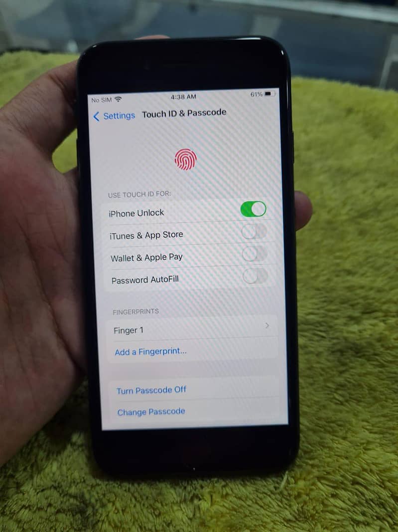 Apple iPhone 8 6