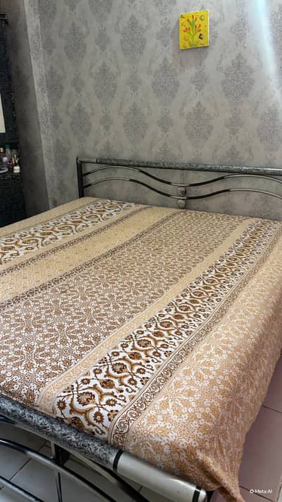 Selling iron king bed almari and dressy