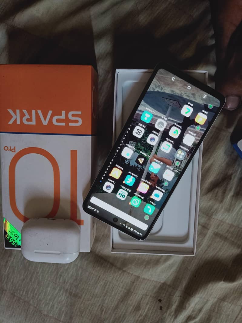 Tecno Spark 10 Pro 4