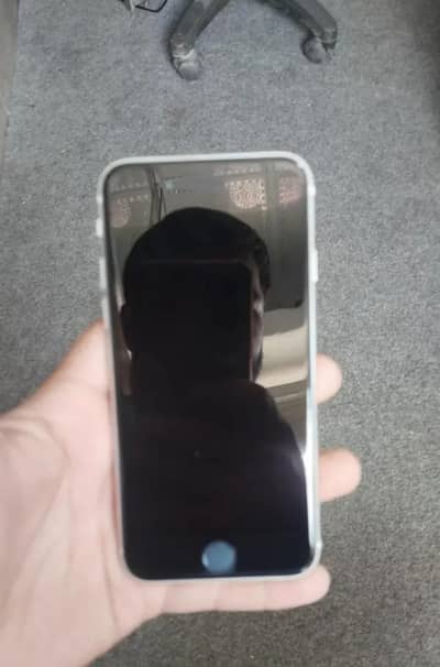 iPhone SE 2020 lg g8x google pixel 5g Motorola Aquos tecno infinix 869