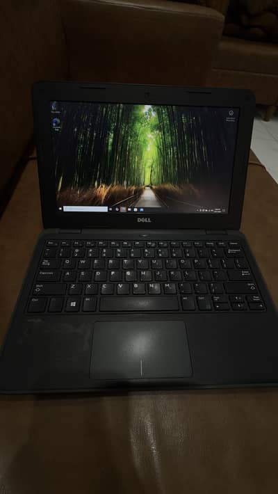 Dell Latitude 3180 Laptop | 4GB RAM | 128GB SSD condition 10/10
