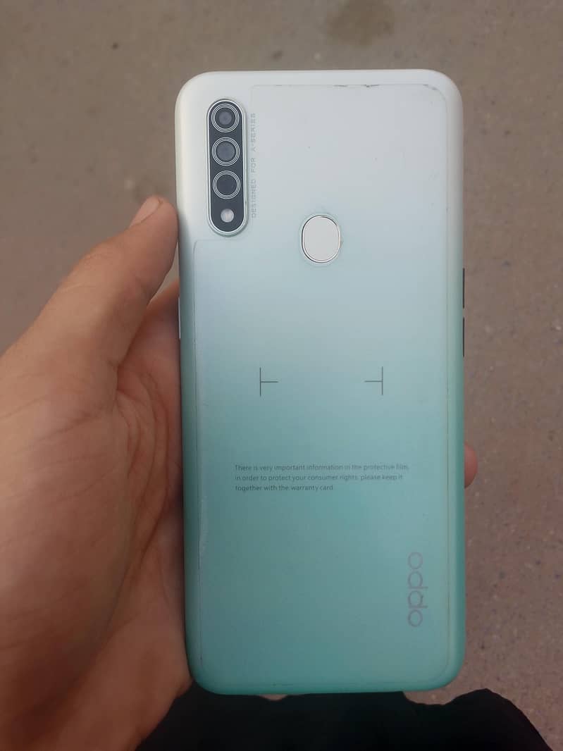 OPPO A31 1