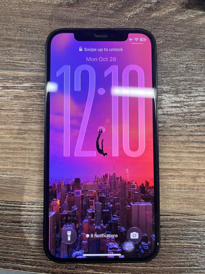 Apple iPhone 12 0