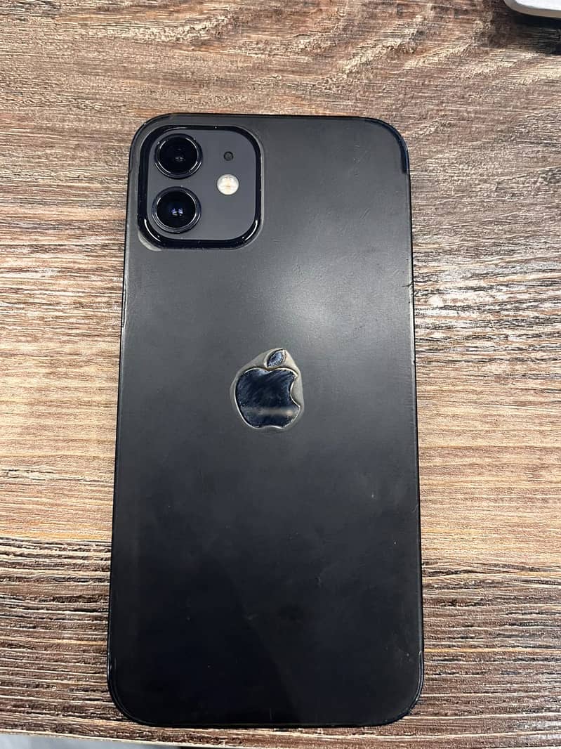Apple iPhone 12 1