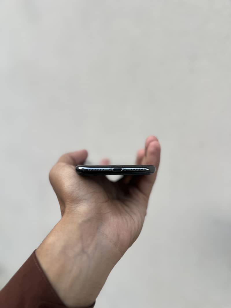 IPhone X (PTA Approved) 5