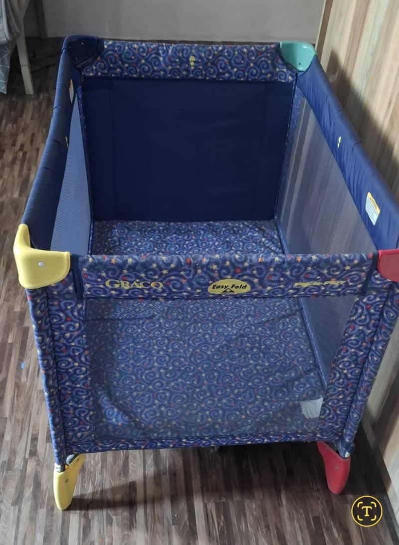 Baby Cot 0