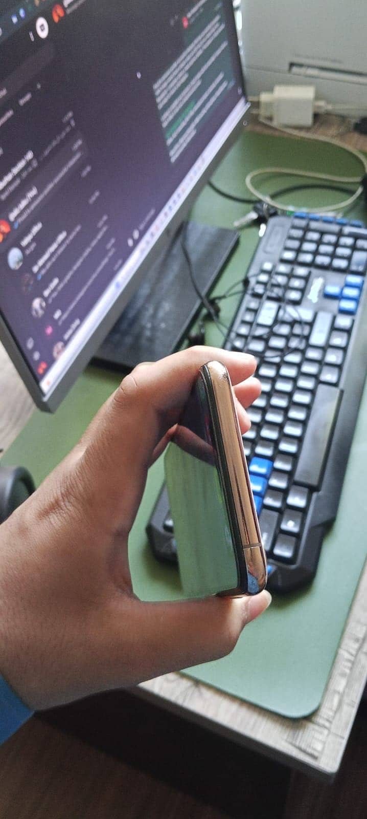Apple iPhone XS Max 1