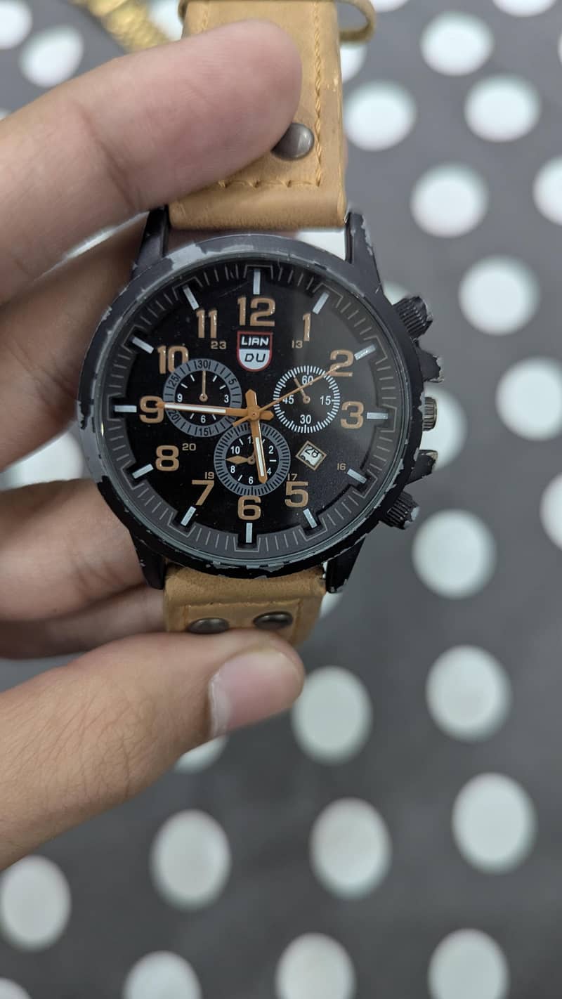 Leather Strap Watch 1