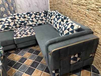 family Sofa set with table and 4 sesth