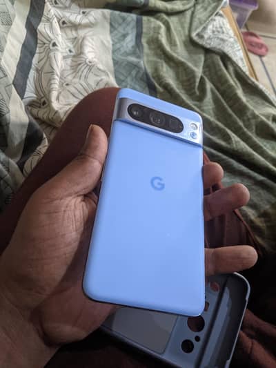 Google Pixel 8 Pro