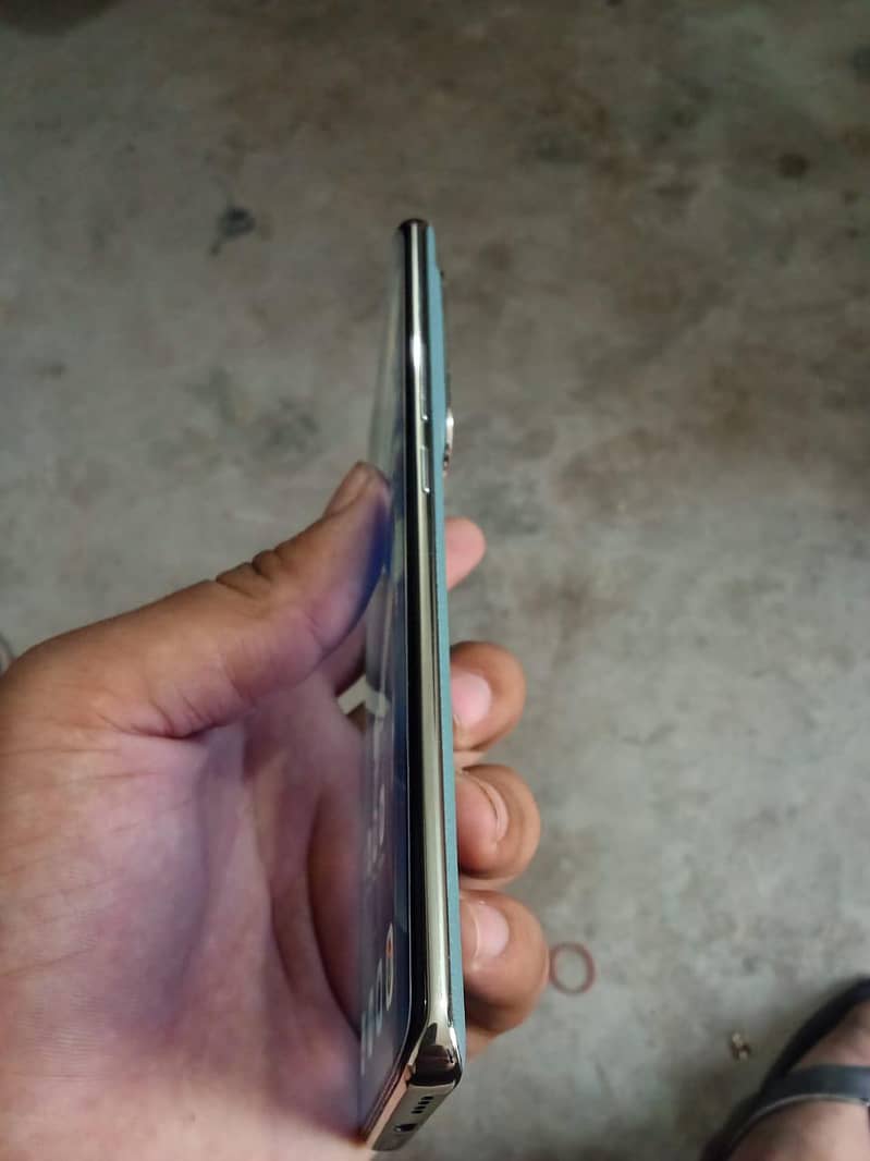 Infinix Zero 30 3