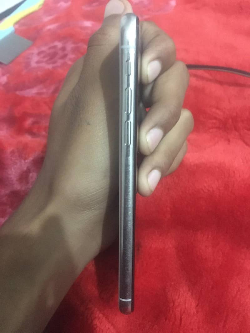 Apple iPhone X 2