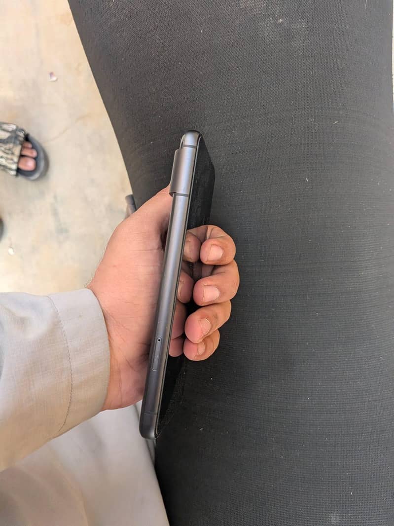 Google Pixel 8 2