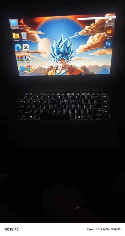 hp i7 8th gen. 32gb ram. Touch screen. like new. keyboard lights