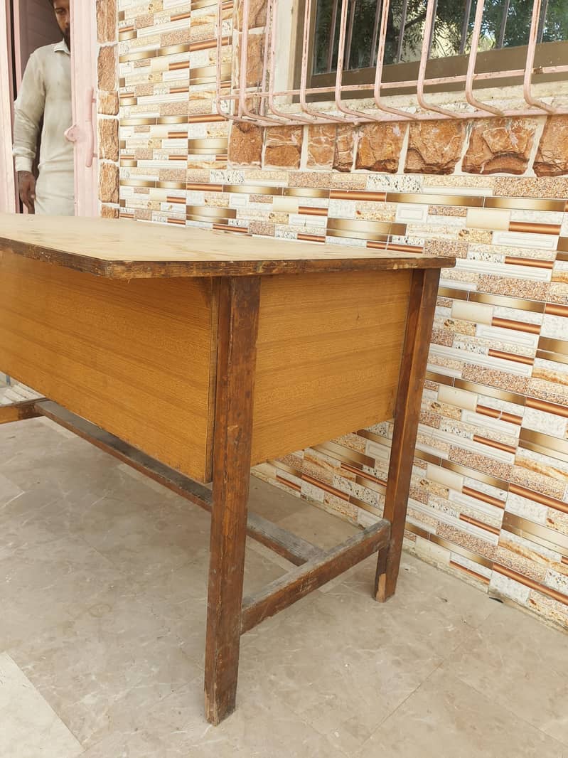 wooden Table 0