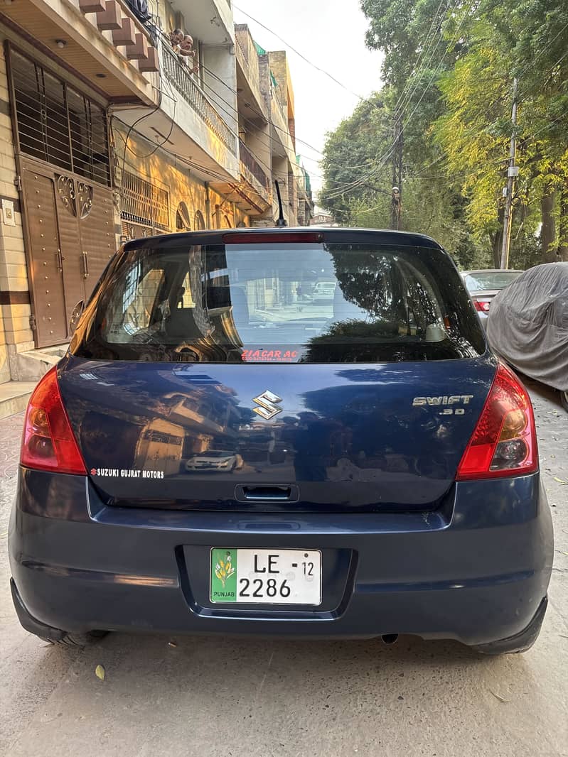 Suzuki Swift 2011 5
