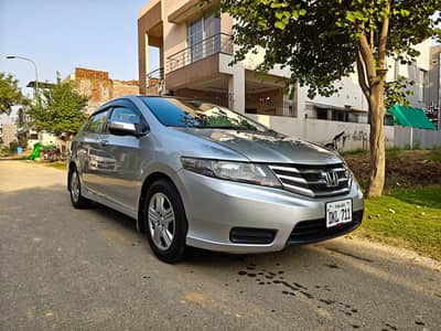 Honda City IVTEC 2016 (Genuine Milage, 2 Keys, Reasonable Price)