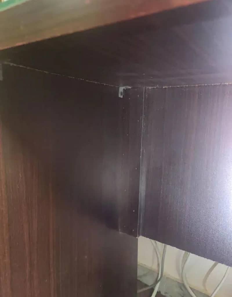 Study table/ Computer table with glass 4